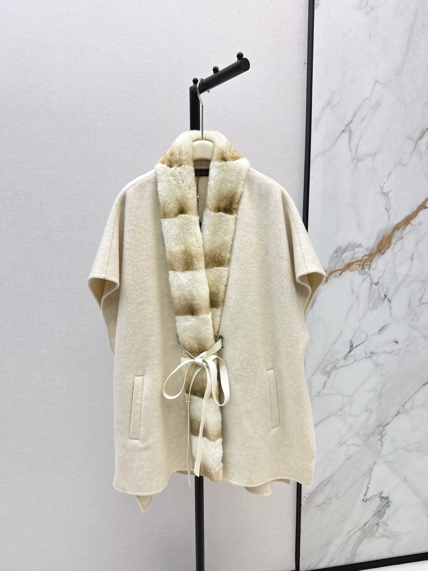 Loro NEW woolen cape coat