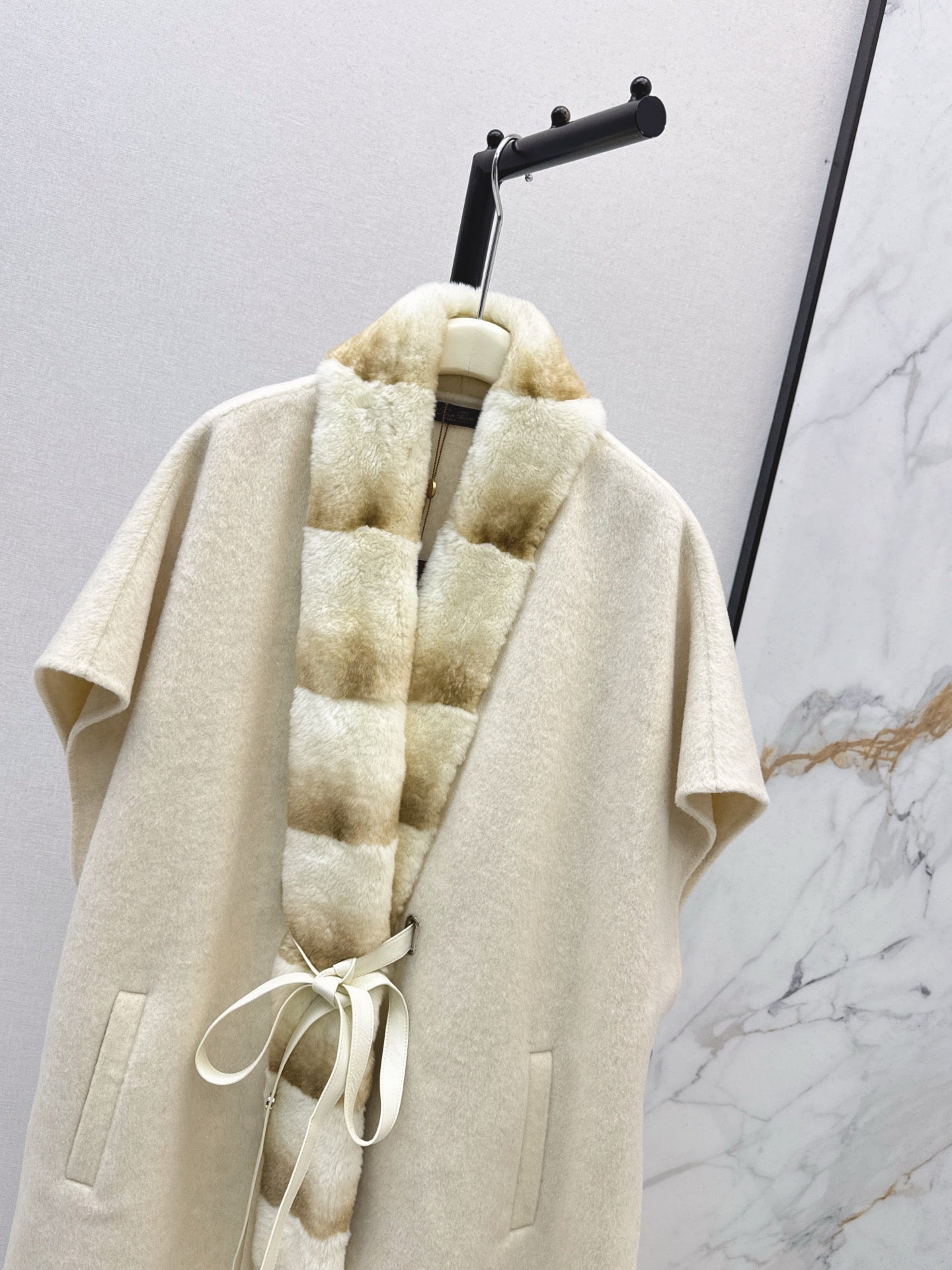 Loro NEW woolen cape coat
