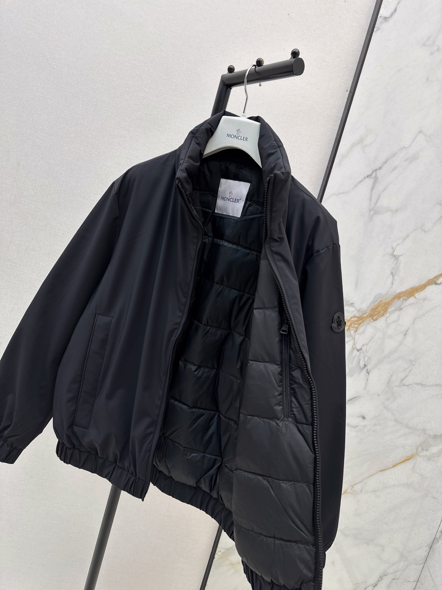 Mocn NEW down jacket