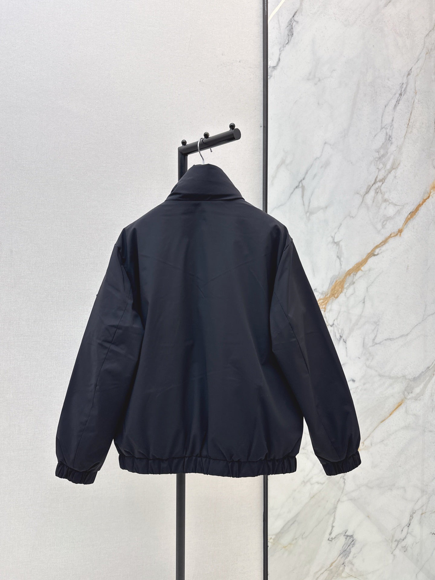 Mocn NEW down jacket