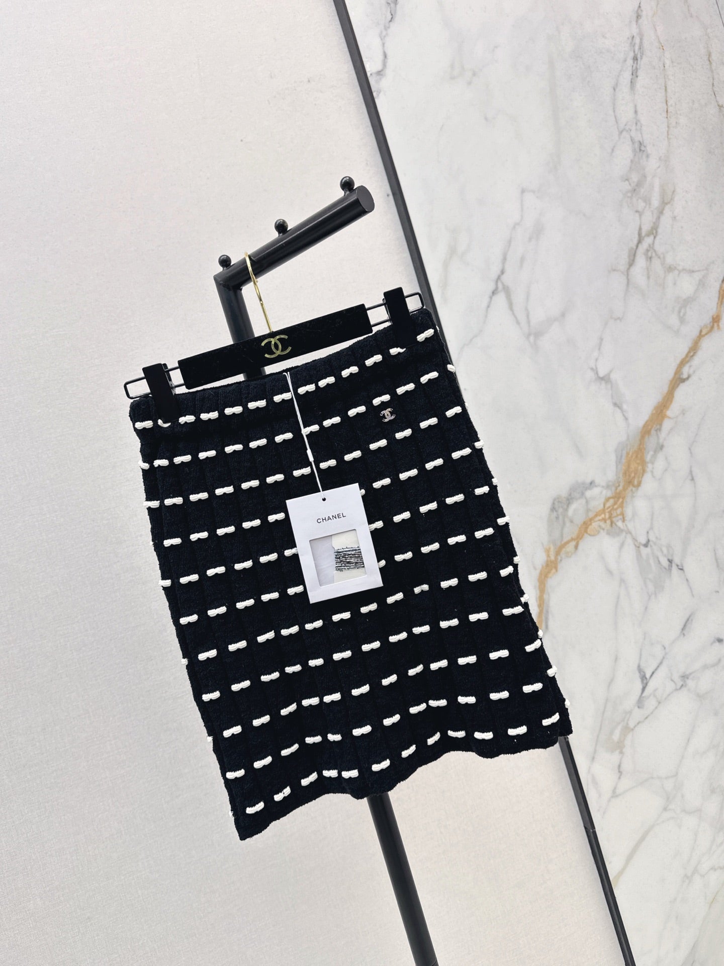 Chan NEW knitted skirt