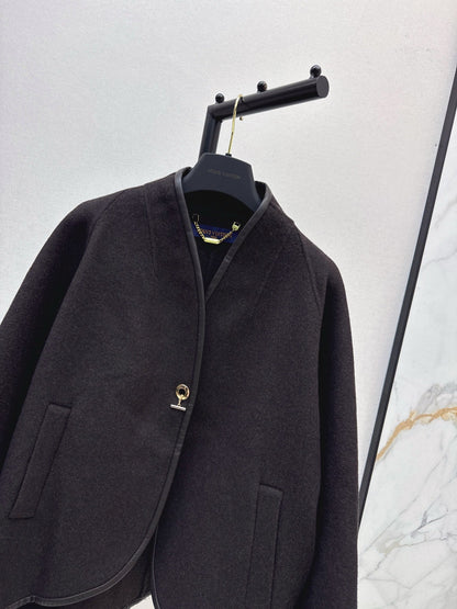 Louis NEW Woolen cape coat