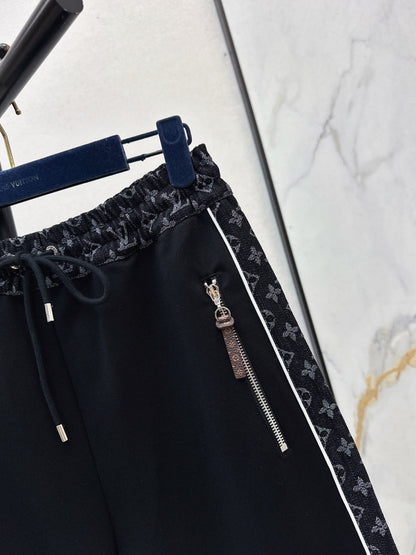 Louis NEW Straight-leg pants