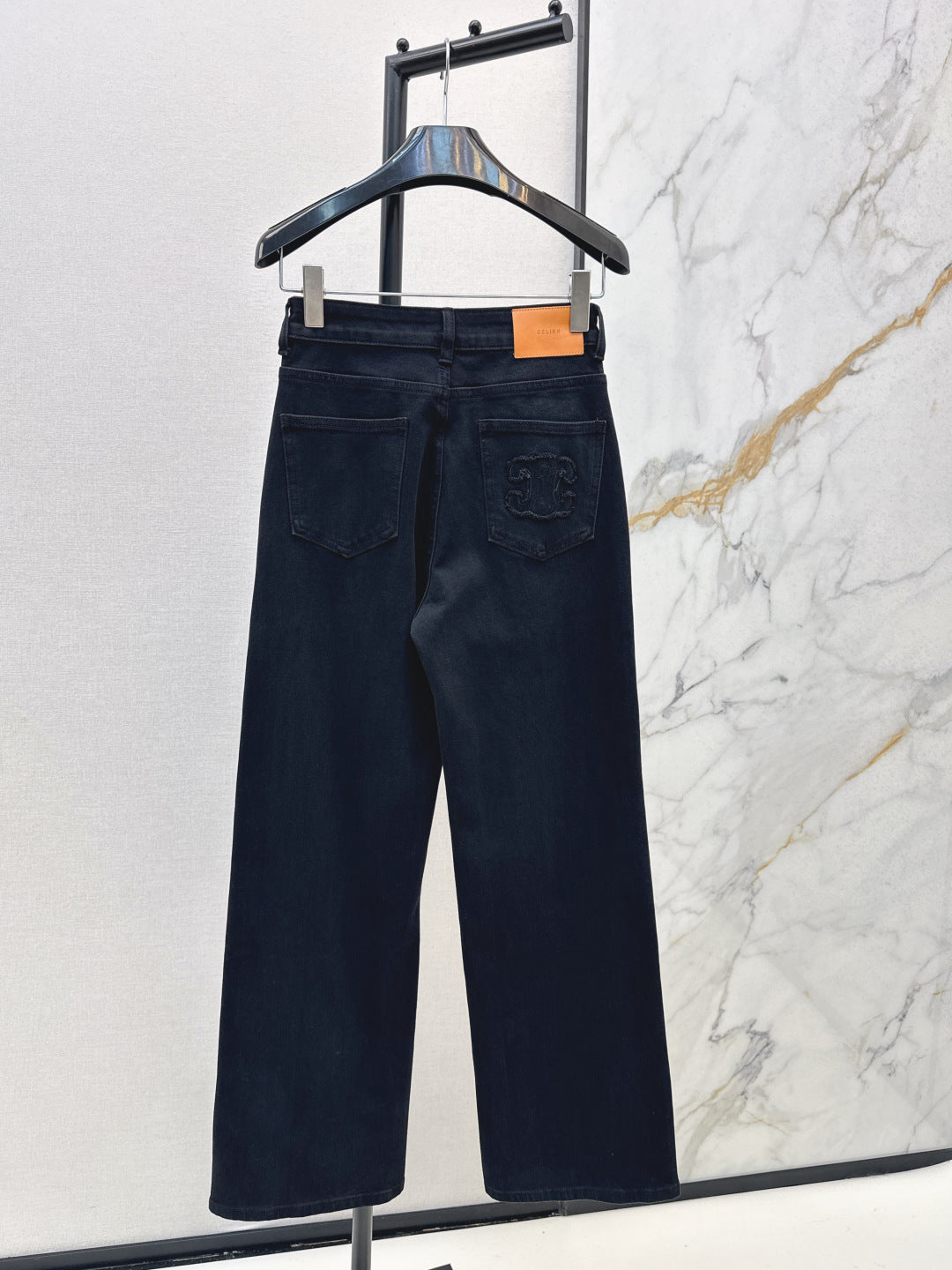 Ce1i NEW Straight-leg jeans