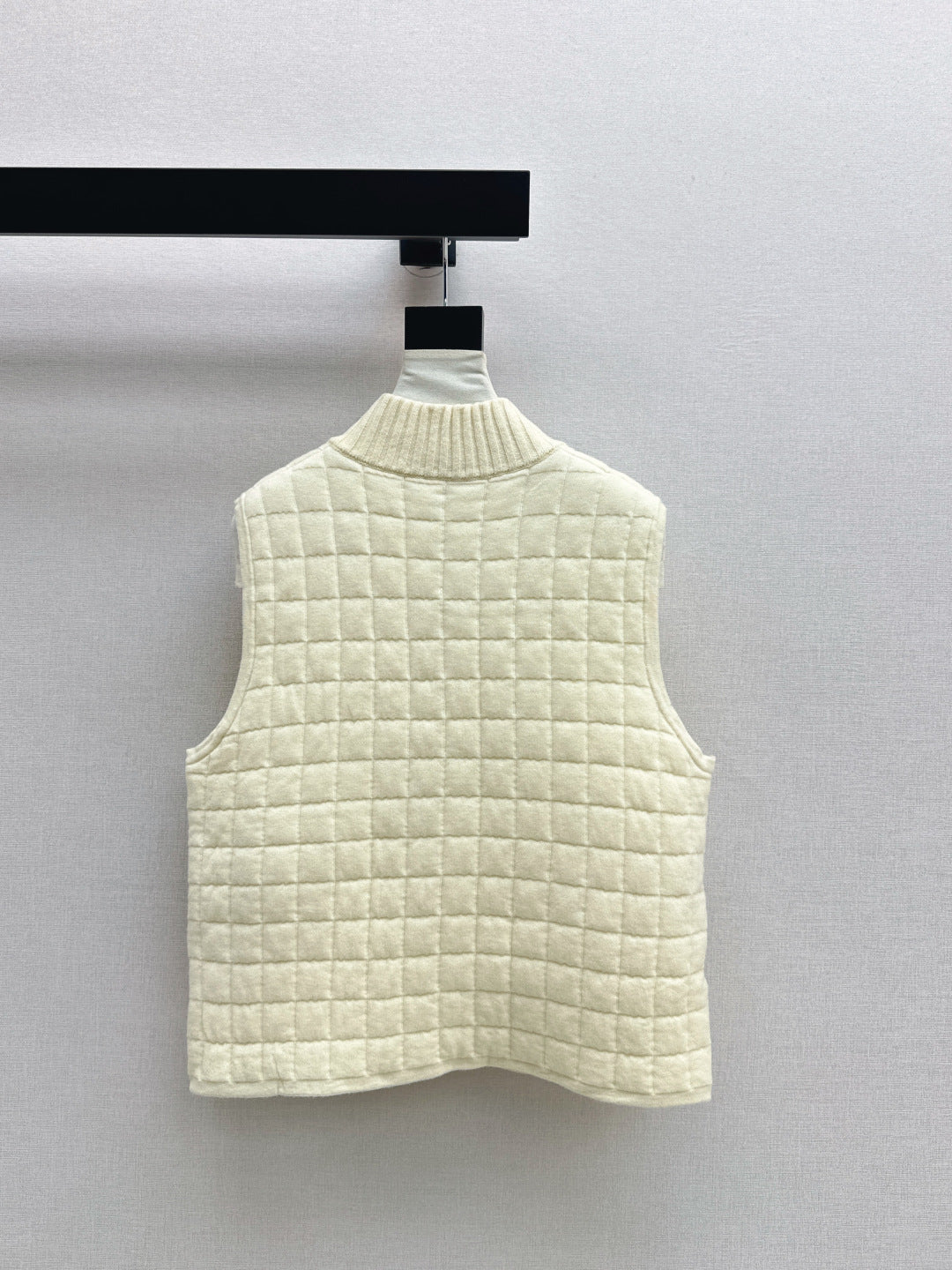 Brune NEW Knitted vest