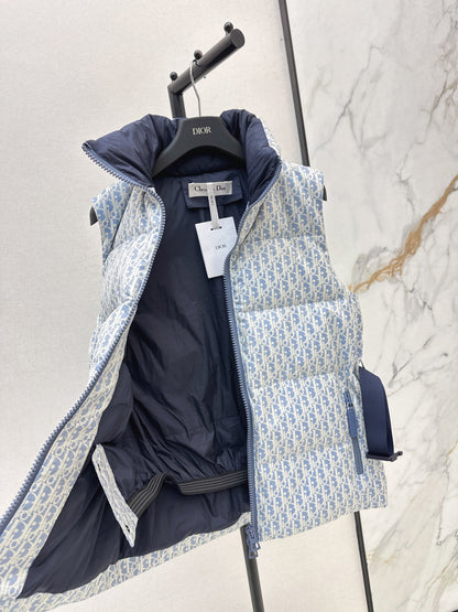 CD NEW Down vest