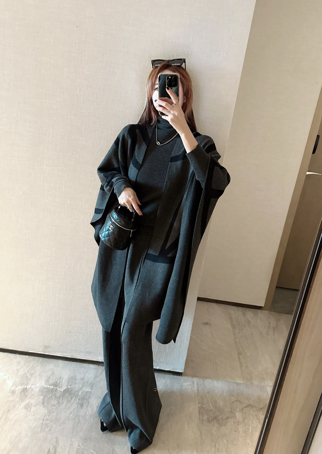 Max NEW knitted suit