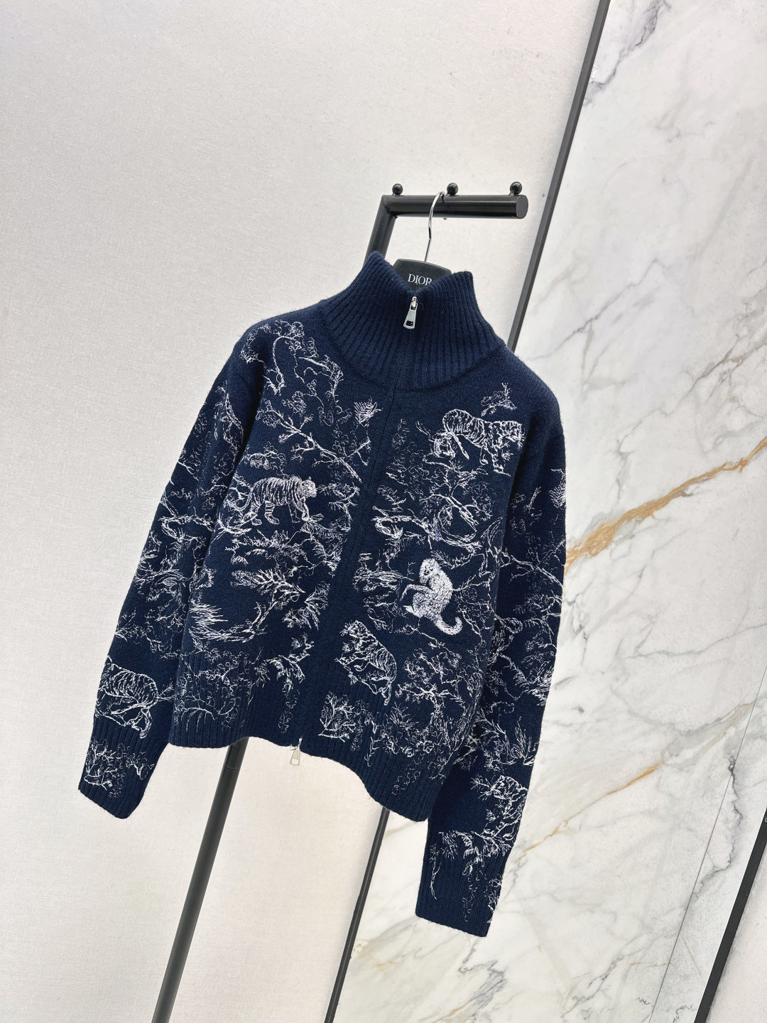 CD NEW Knitted zip-up jacket