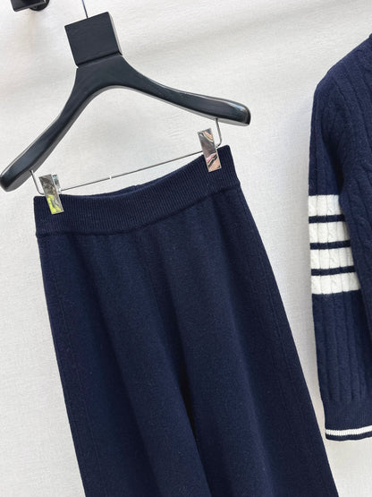 Thom NEW knitted suit