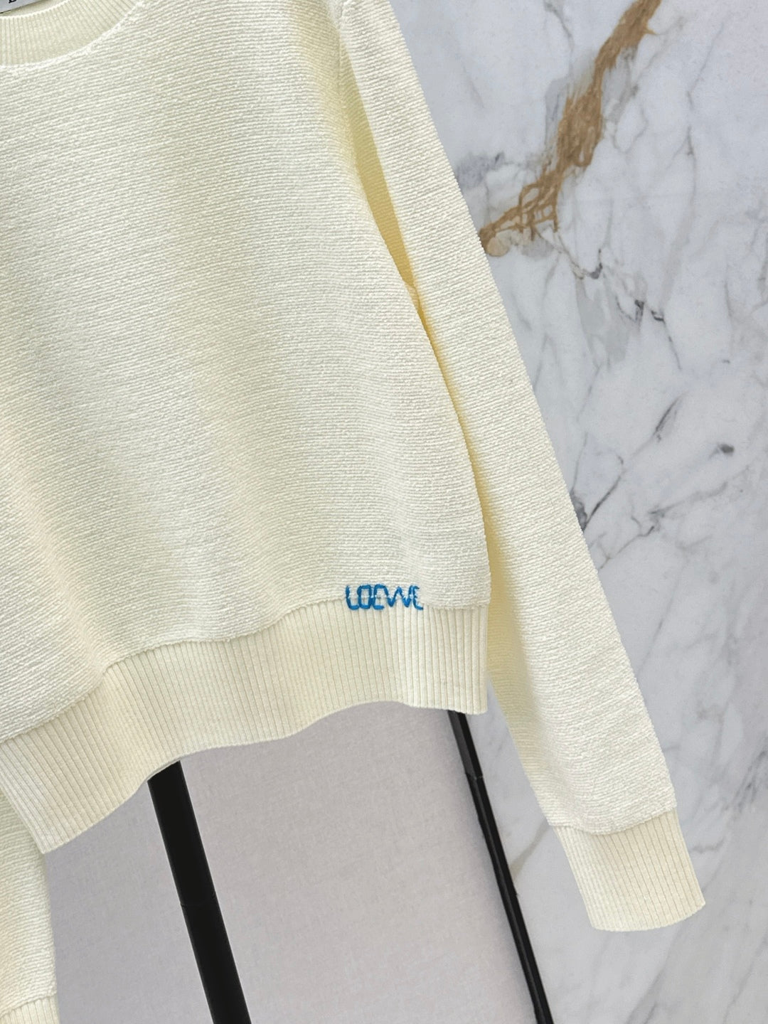 Loe NEW knitted sweater