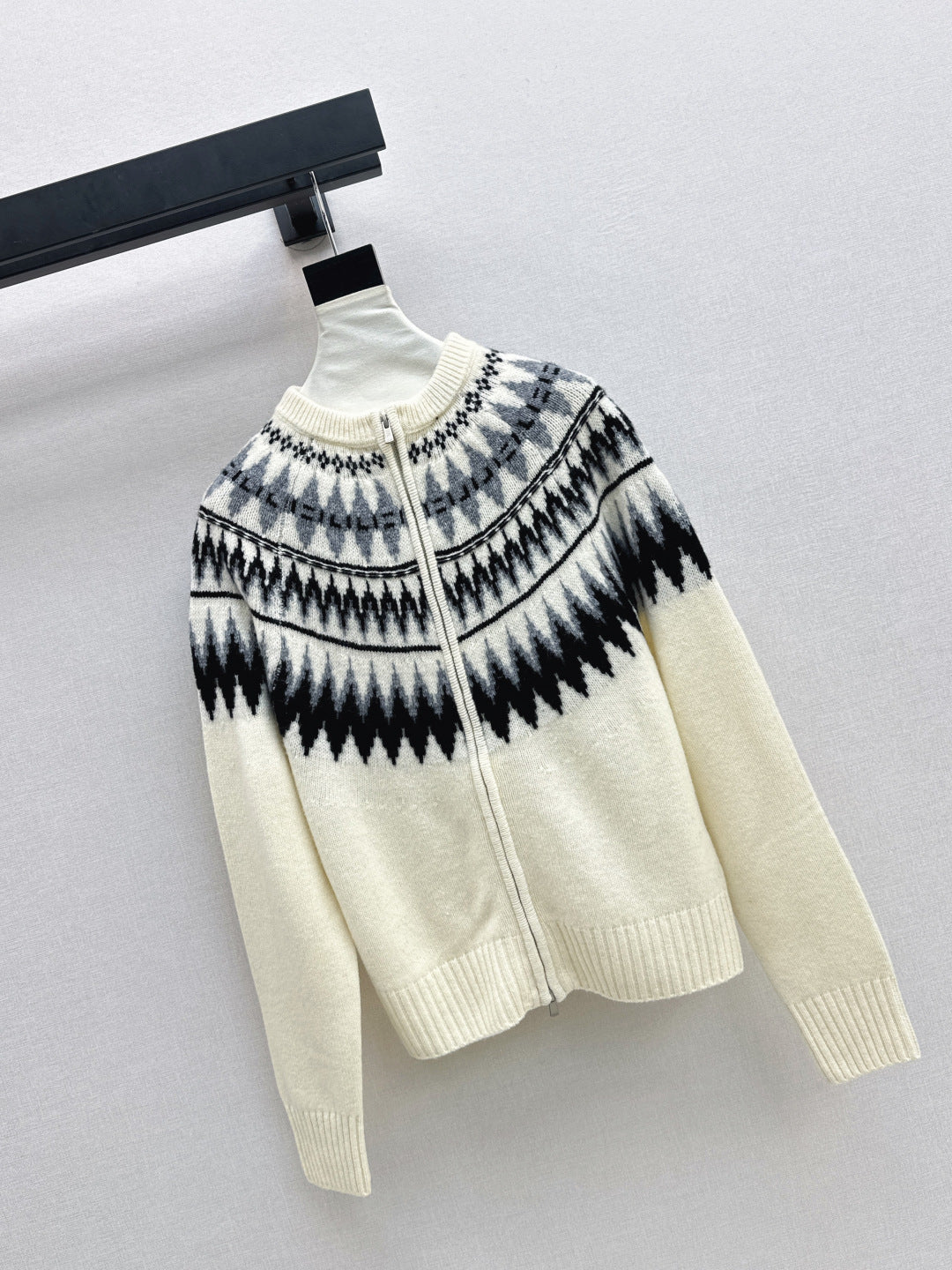 Loro NEW knitted cardigan