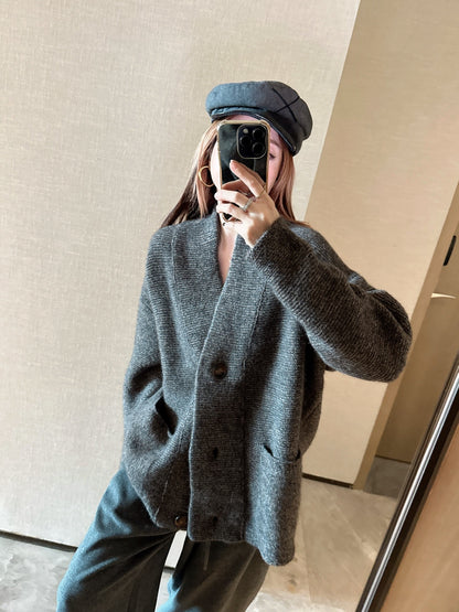 Loro NEW V-neck cardigan