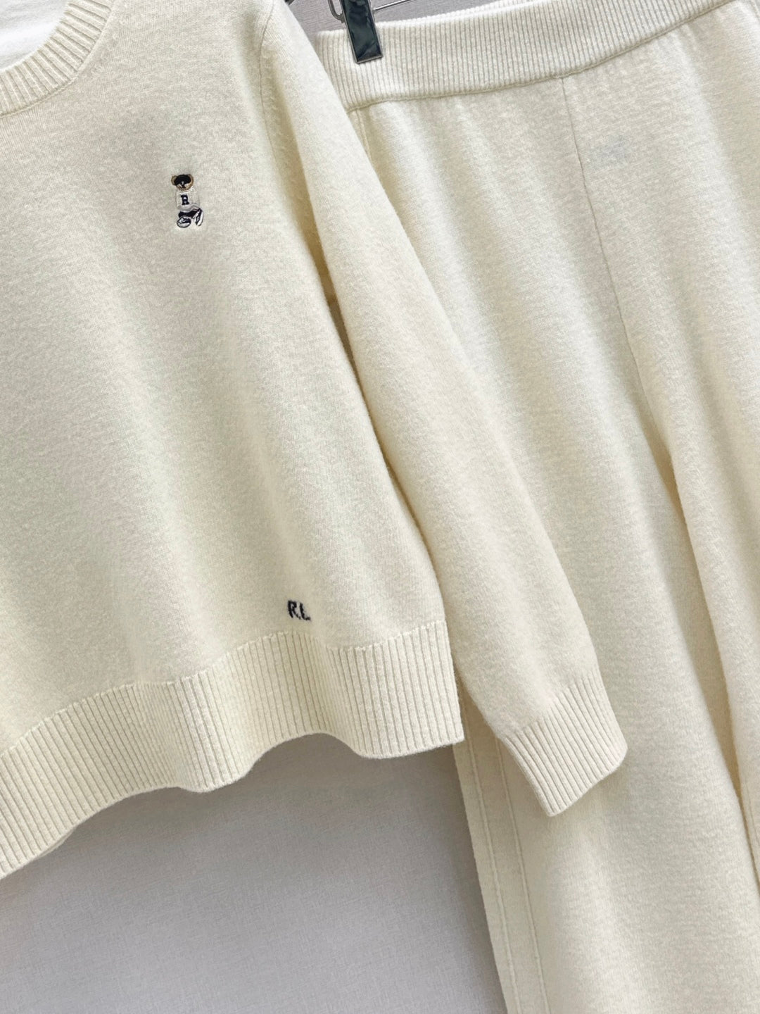 Ral NEW knitted suit