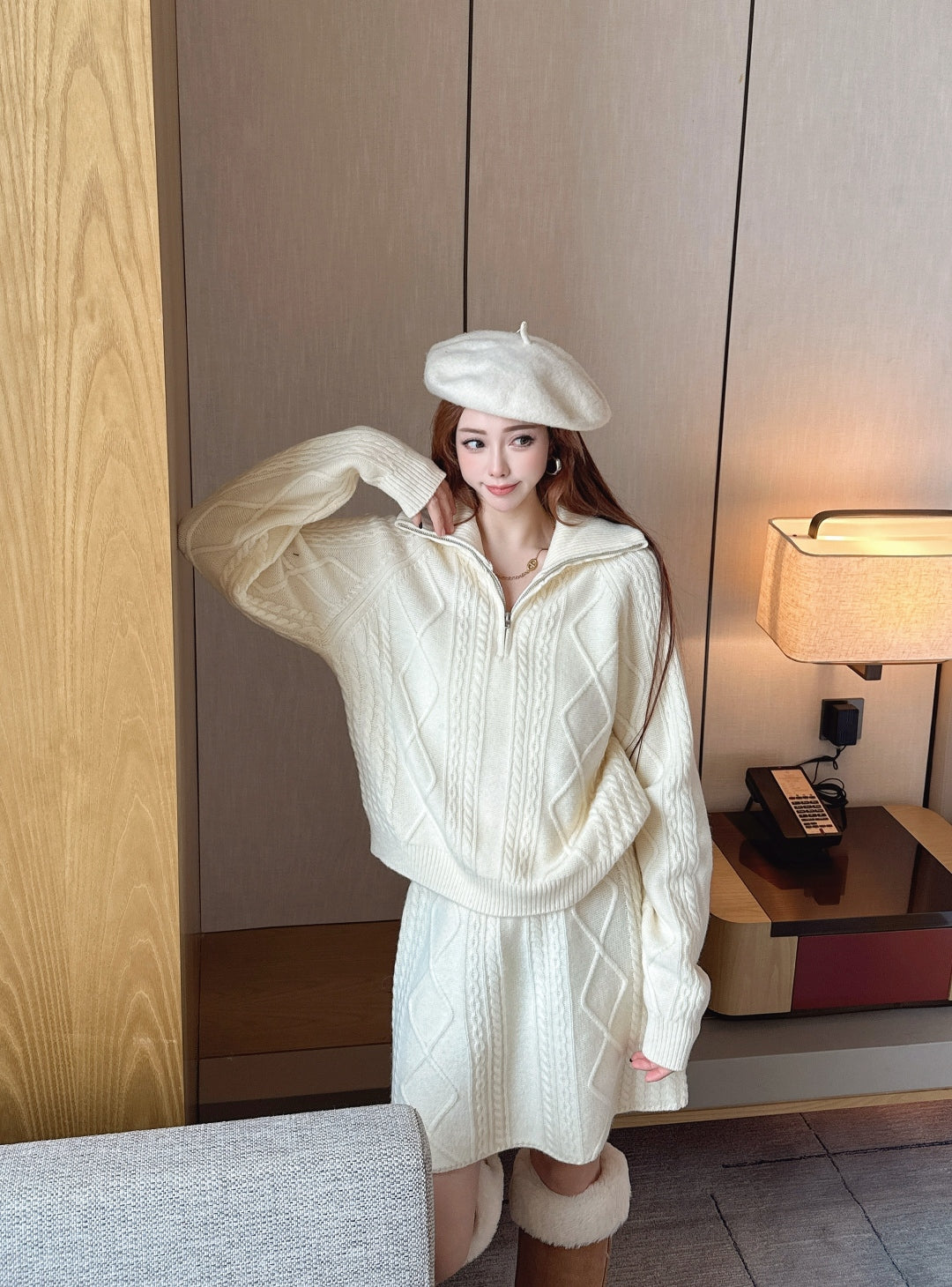 Loro NEW knitted suit