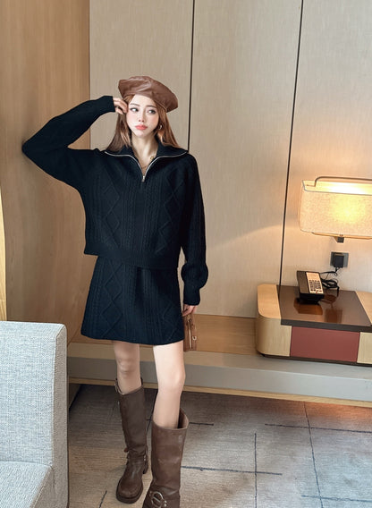 Loro NEW knitted suit