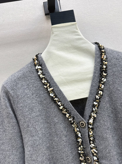 Max NEW V-neck cardigan