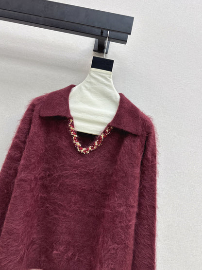 Chan NEW V-neck sweater