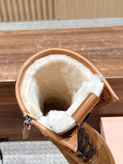 Miu NEW wool boxing boots