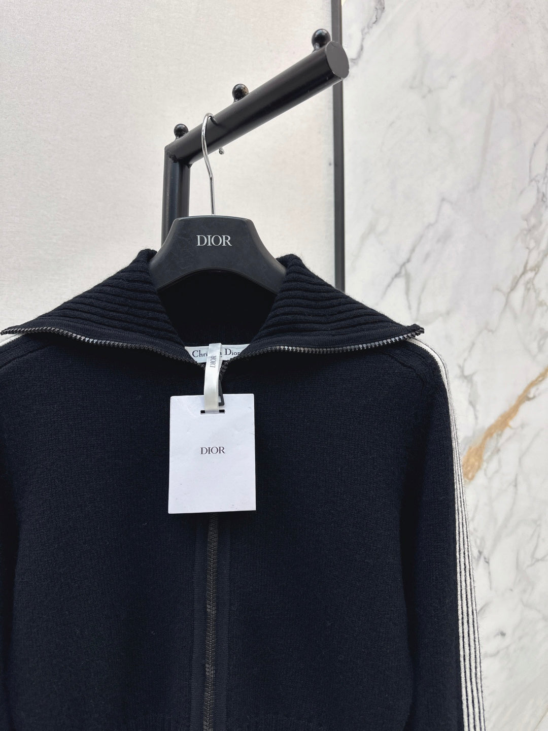 CD NEW cashmere cardigan