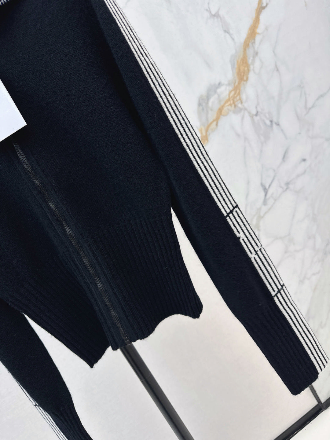 CD NEW cashmere cardigan