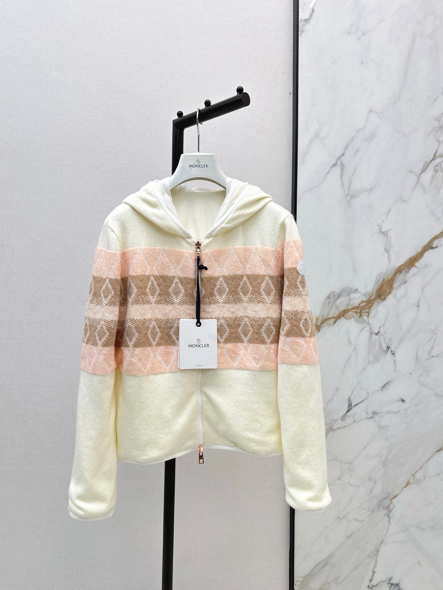 Monc NEW Hooded sweater jacket