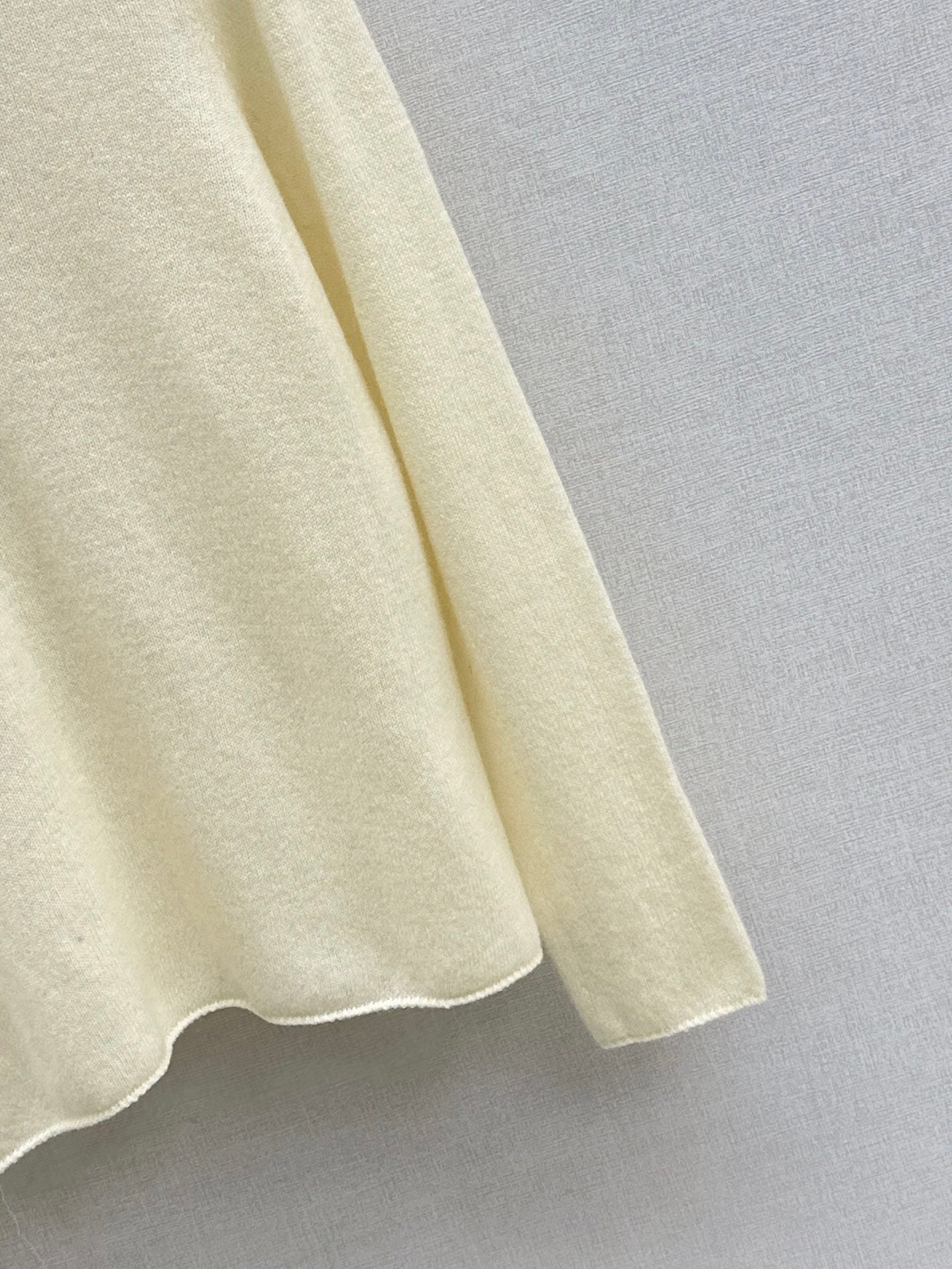 Miu NEW turtleneck base layer