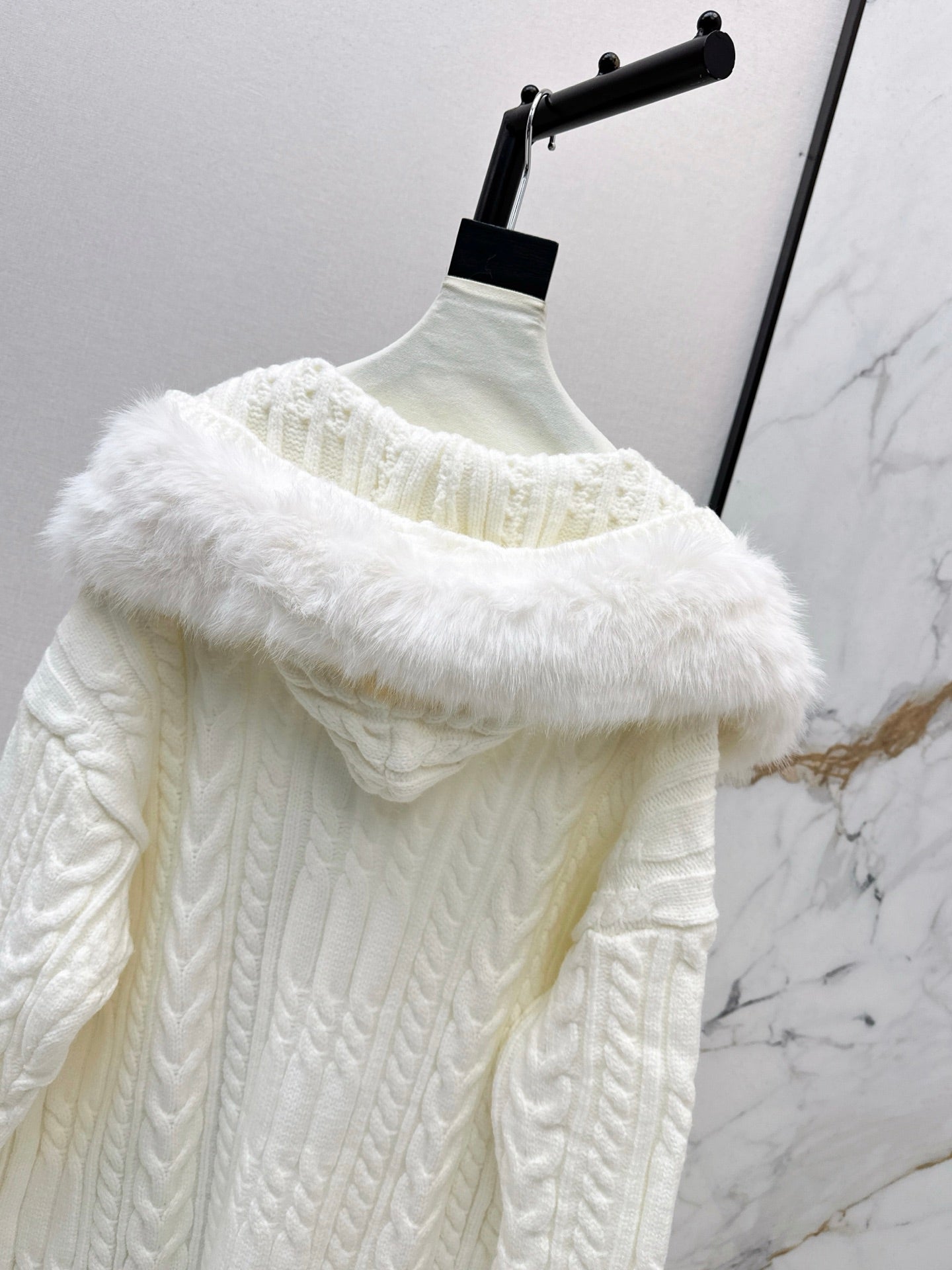 Fend NEW Knitted long coat