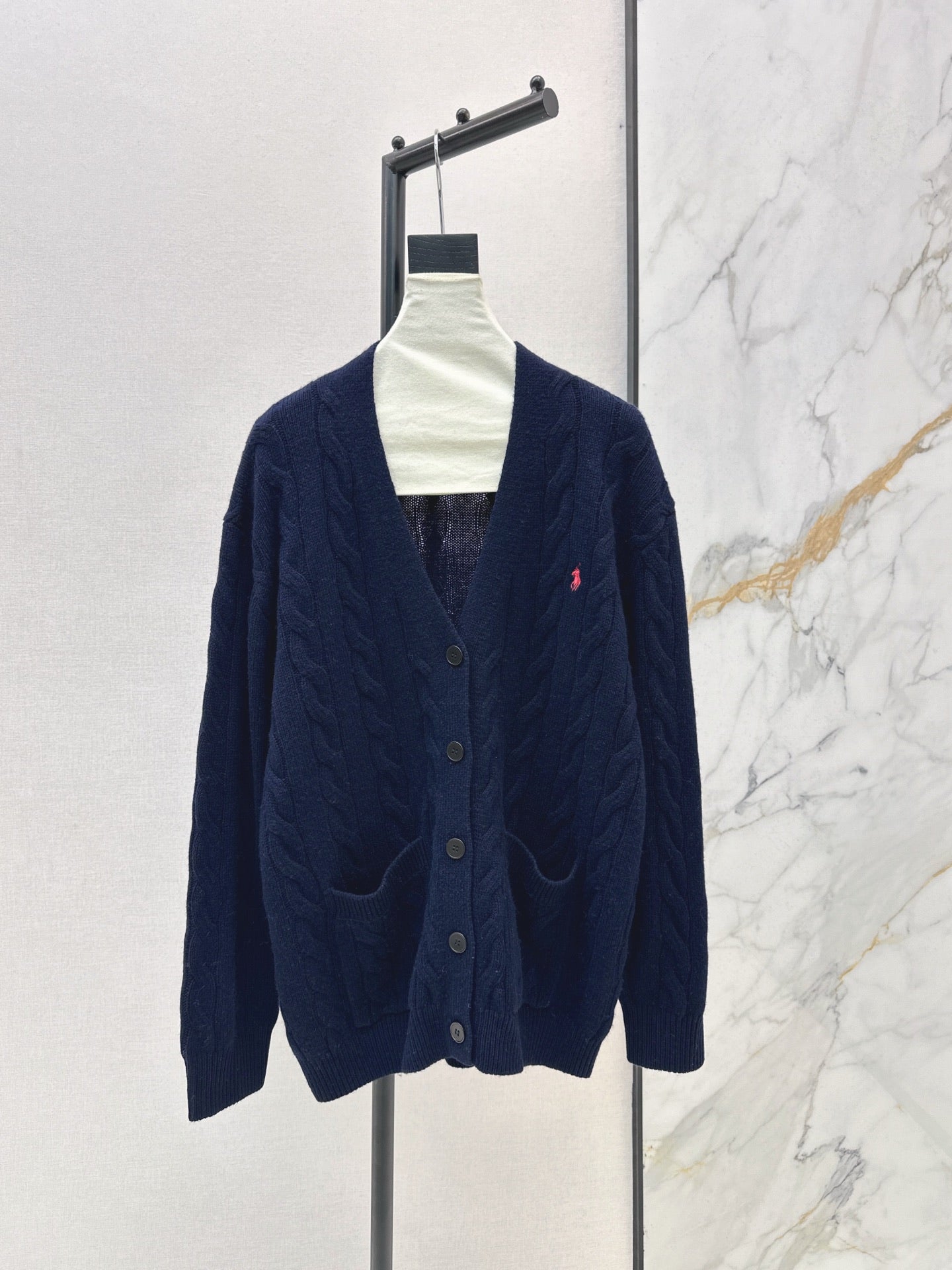 Ral NEW Loose V-neck cardigan