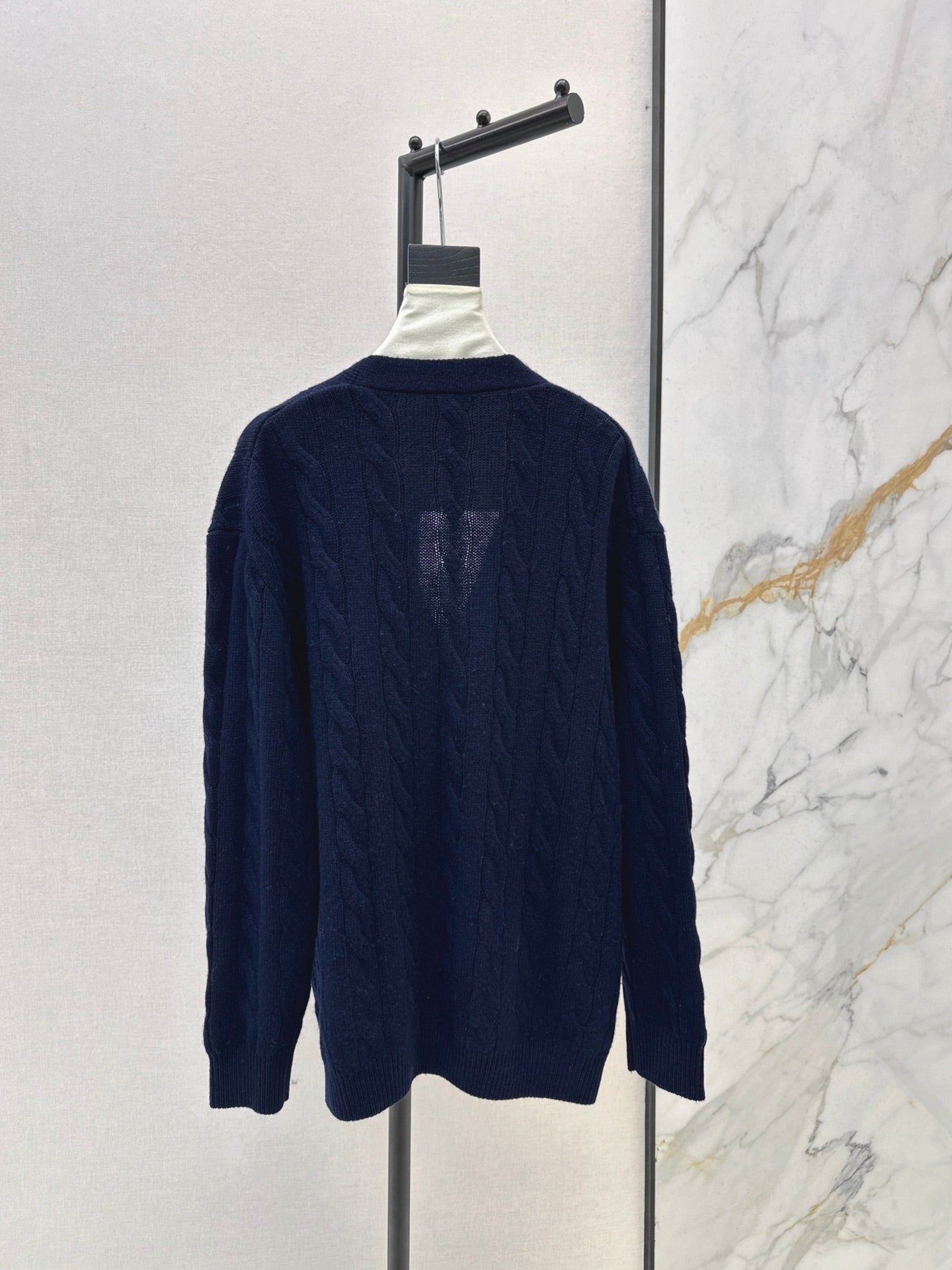 Ral NEW Loose V-neck cardigan