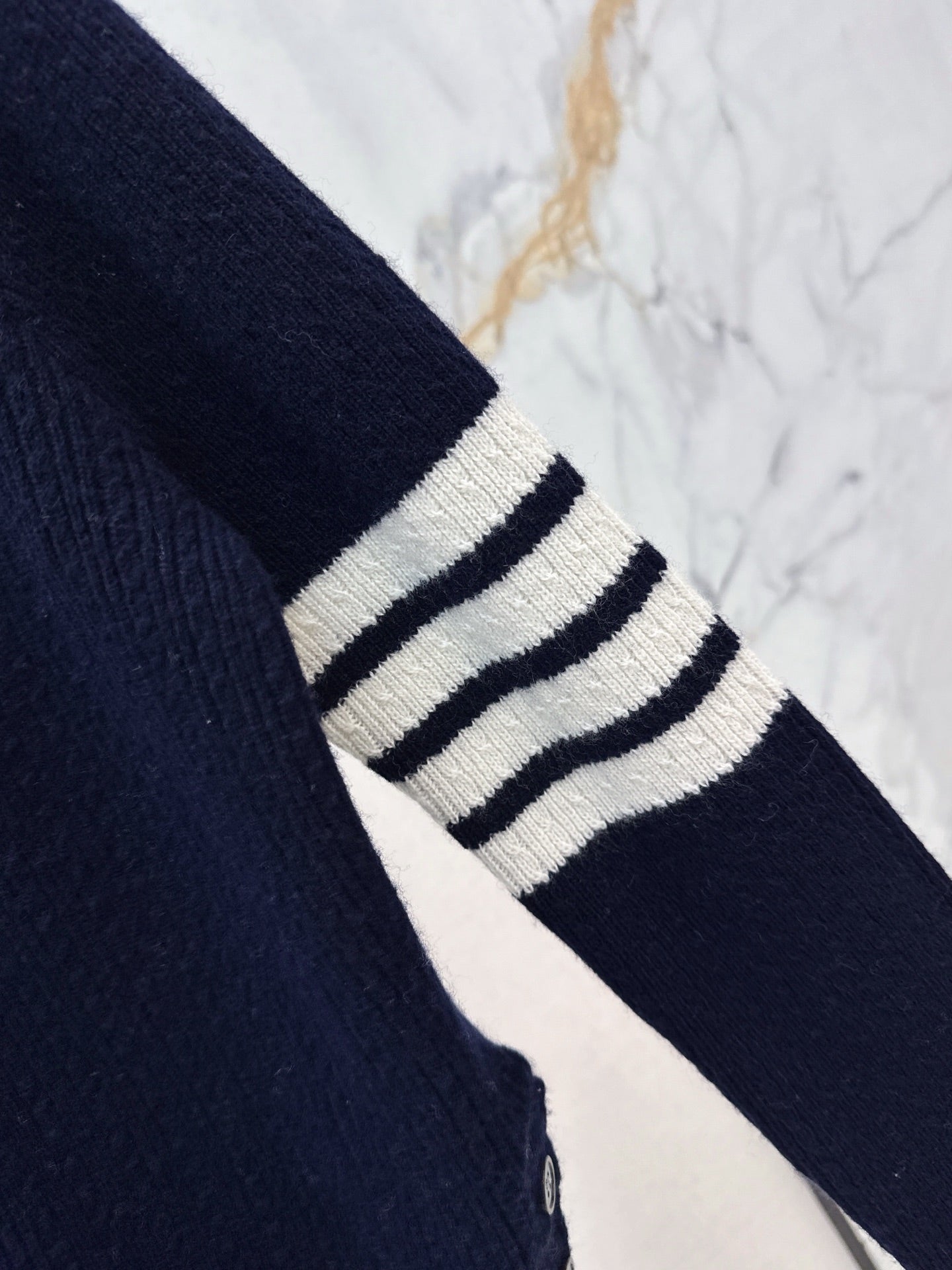 Thom NEW V-neck wool cardigan