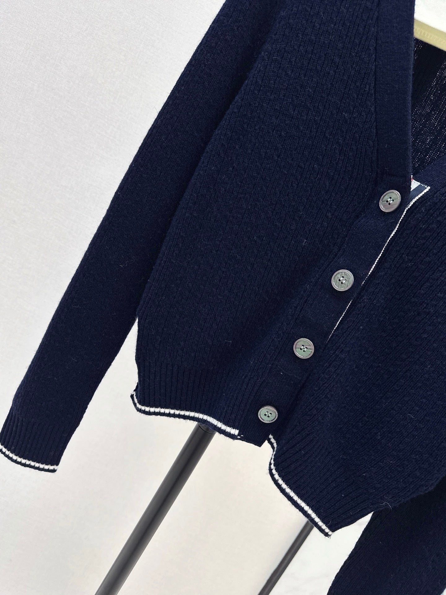 Thom NEW V-neck wool cardigan