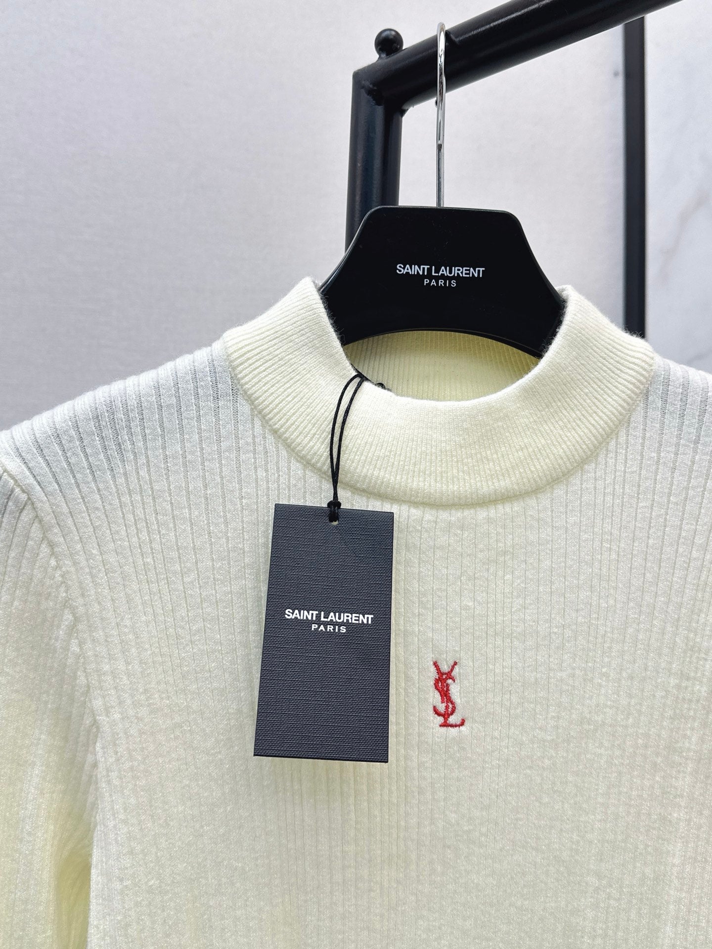 Saint NEW Knitted base sweater