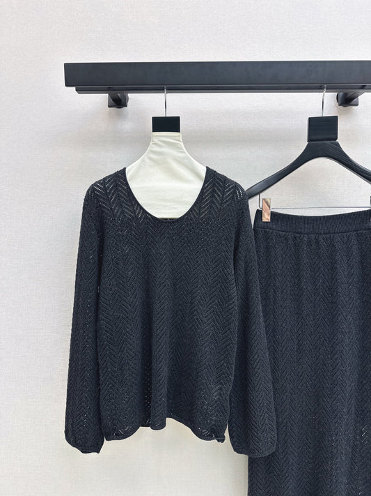 Brune NEW knitted suit