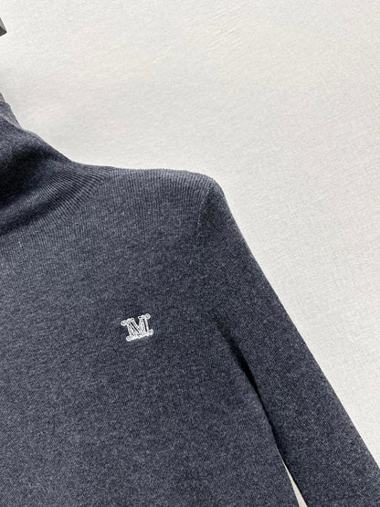 Max NEW turtleneck base layer