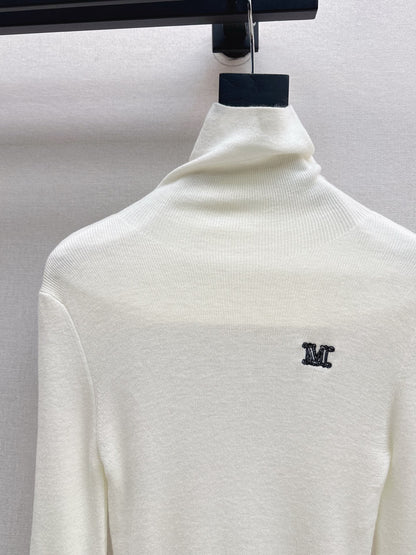 Max NEW turtleneck base layer