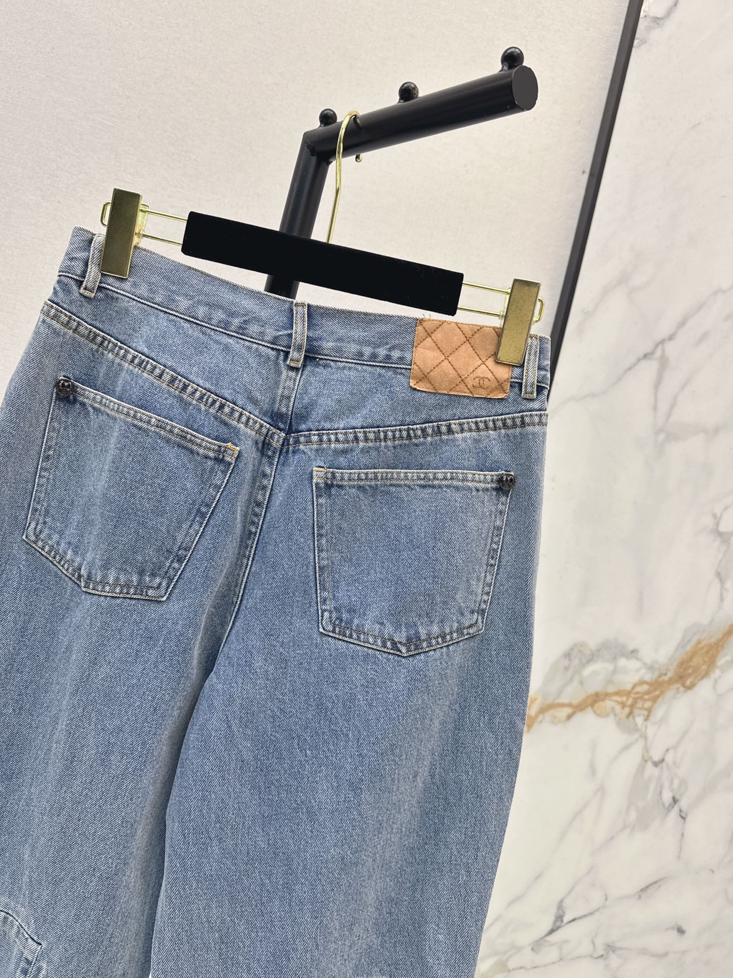 Chan NEW Workwear-style jeans
