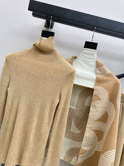 Herm NEW knitted suit