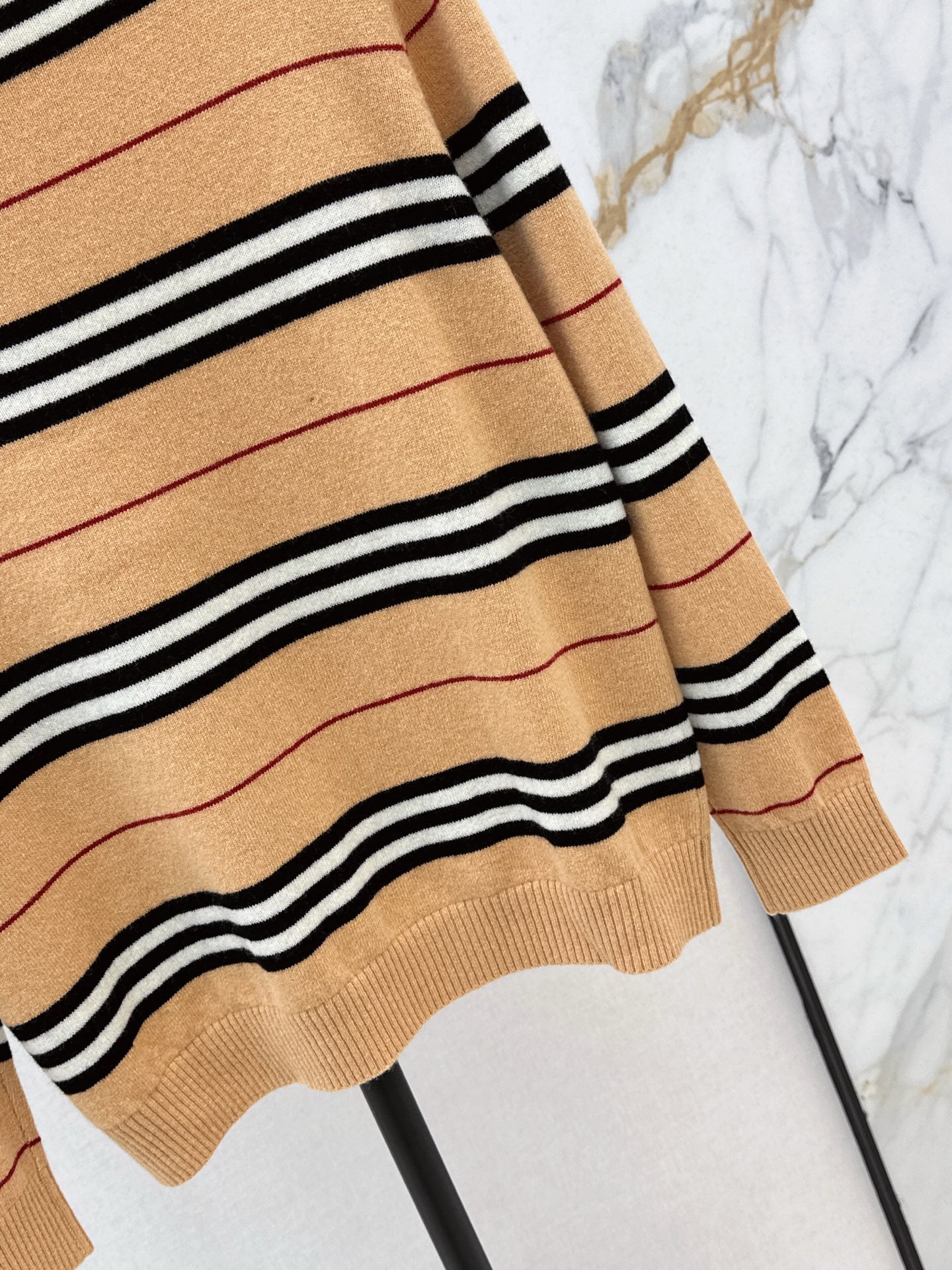 Bur NEW Striped turtleneck base layer