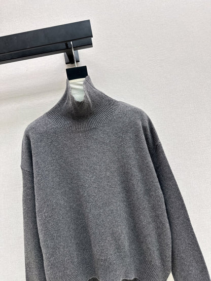 Ce1i NEW Wool sweater