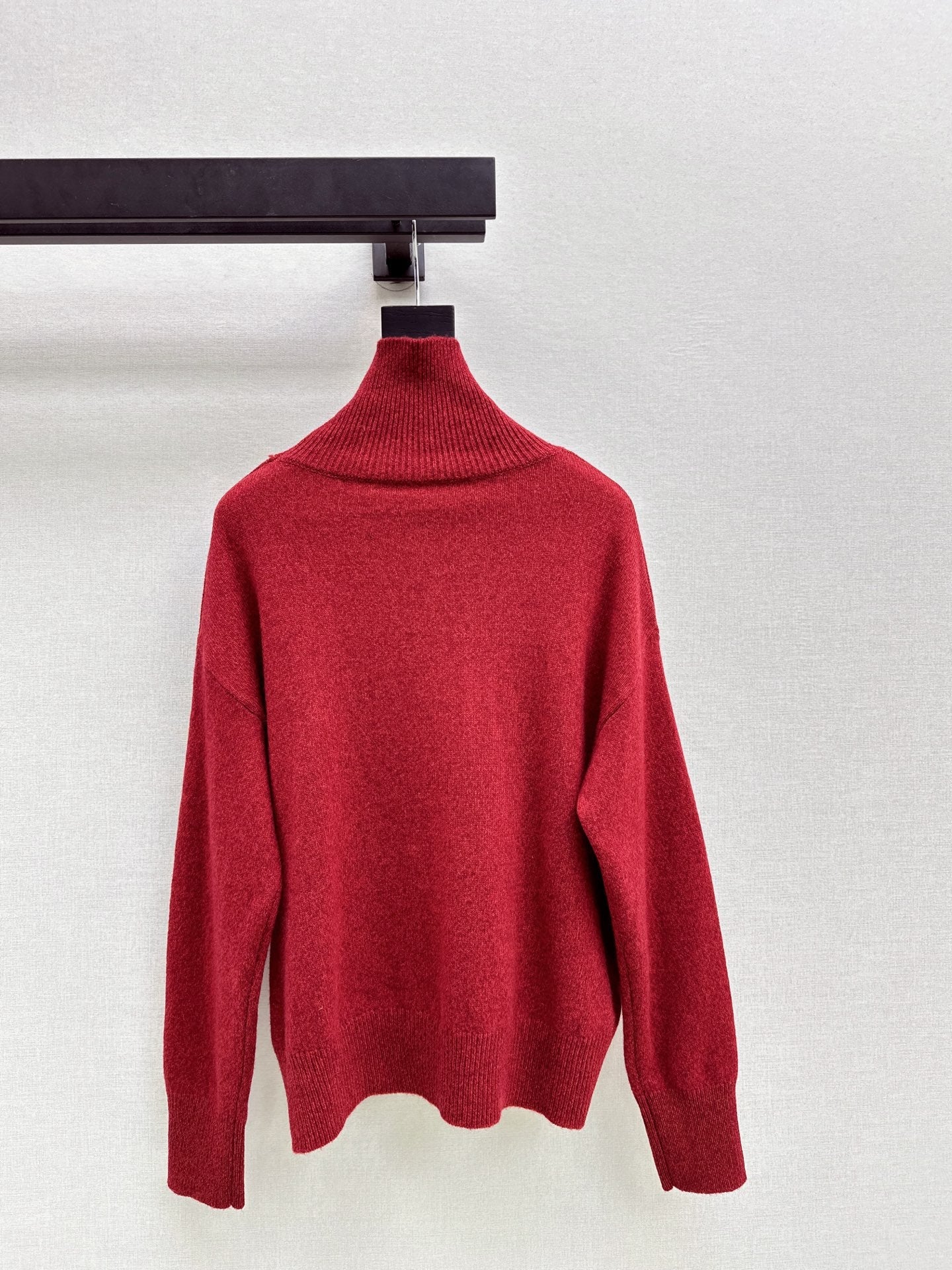 Ce1i NEW Wool sweater