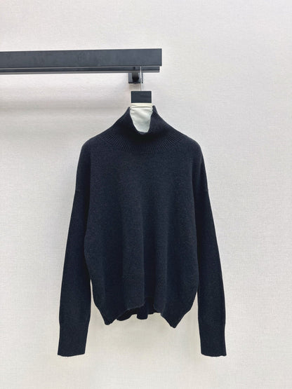 Ce1i NEW Wool sweater