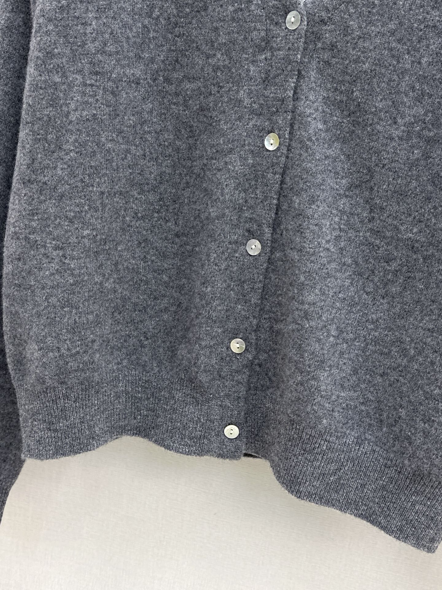 Es NEW Lace Cardigan