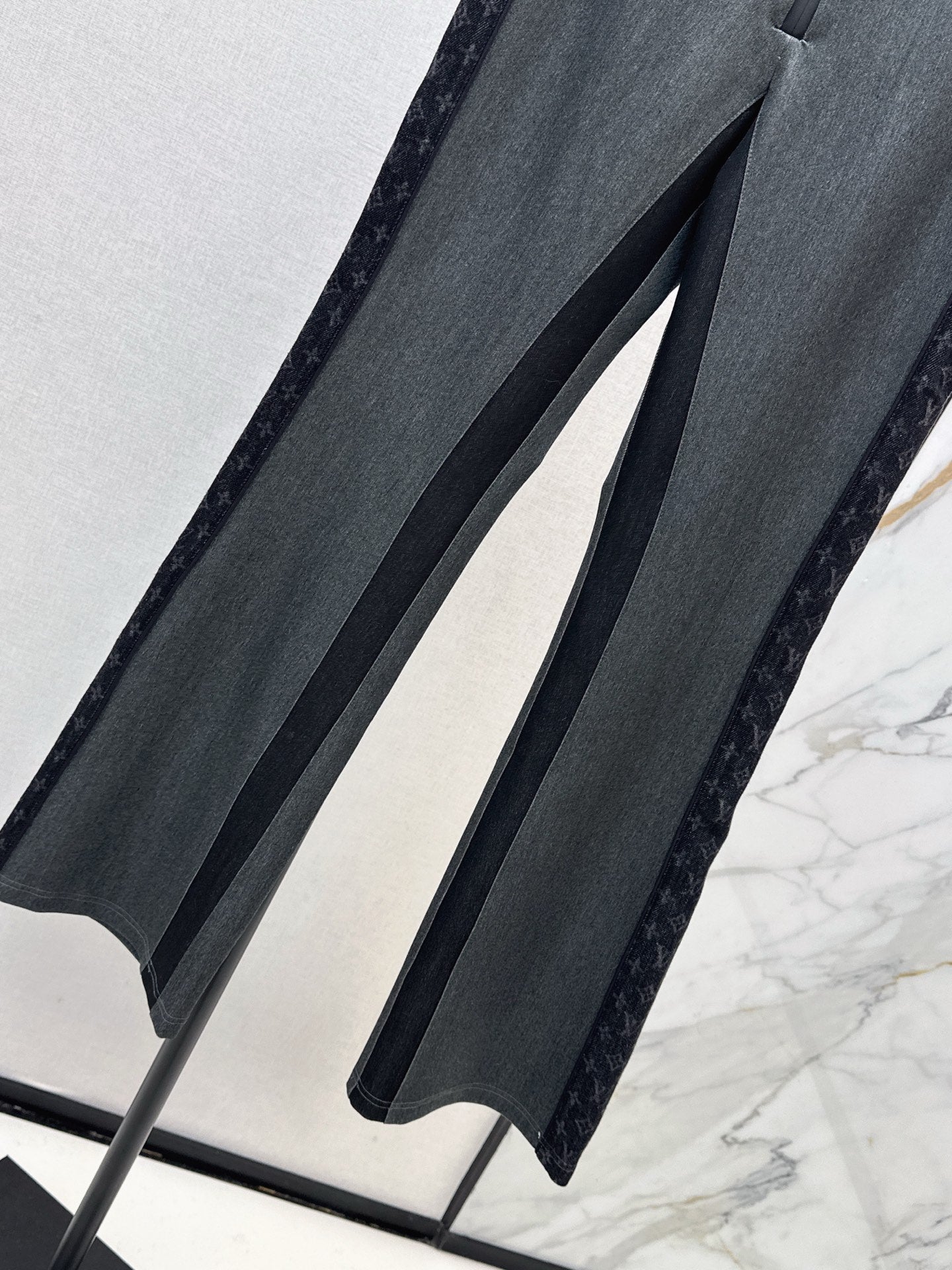 Louis NEW Flared trousers