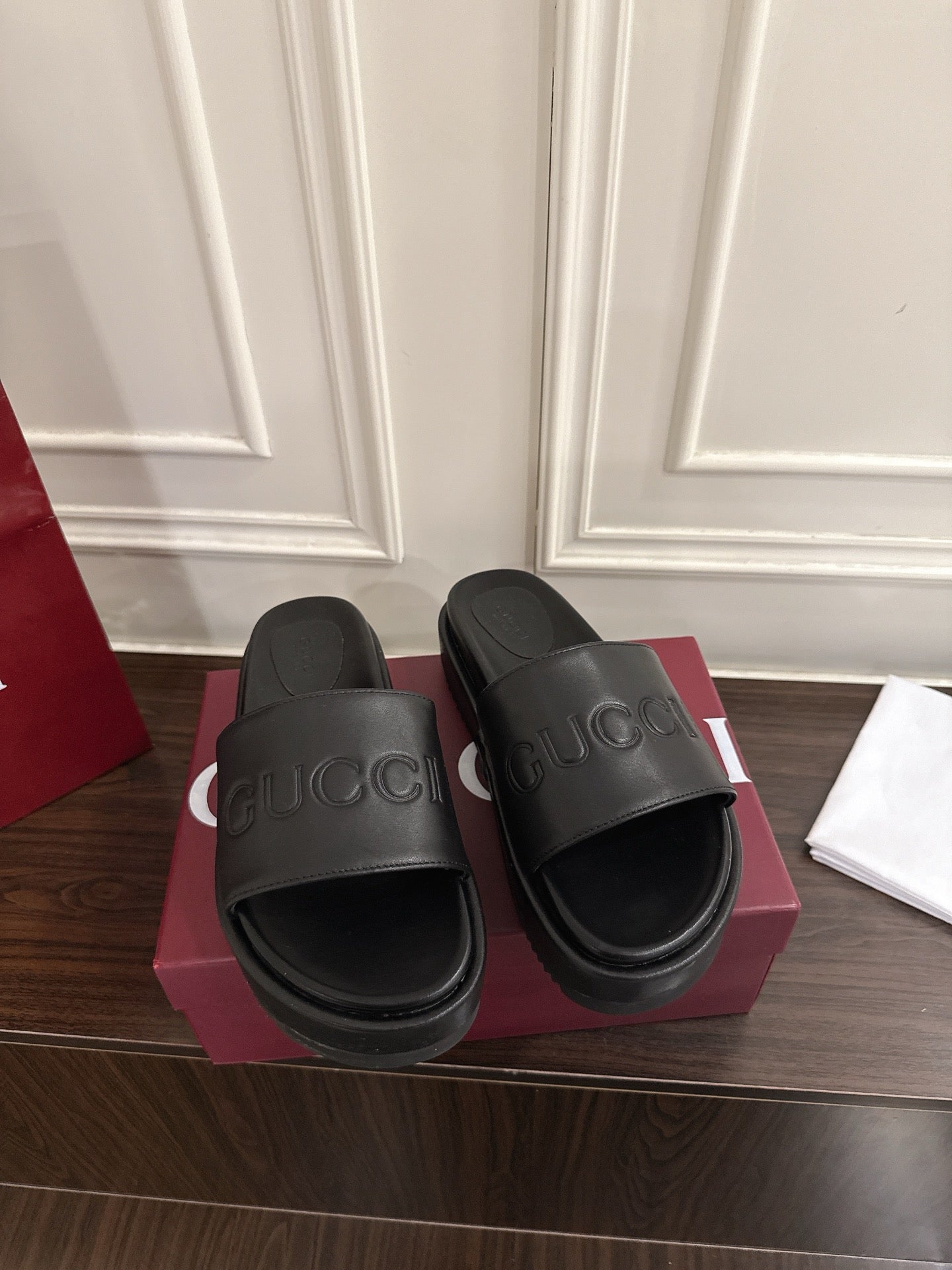 Guc New thick slippers