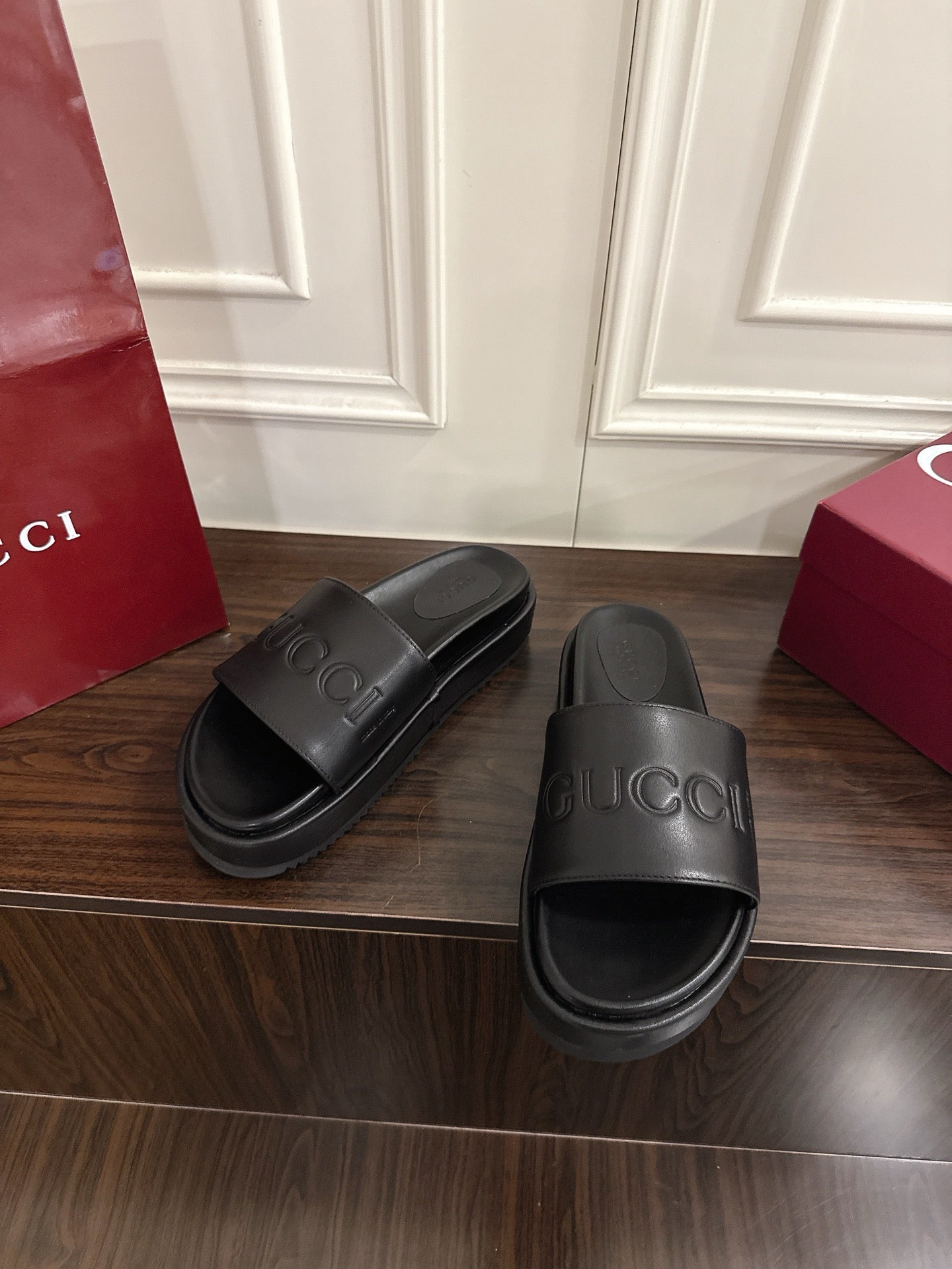 Guc New thick slippers