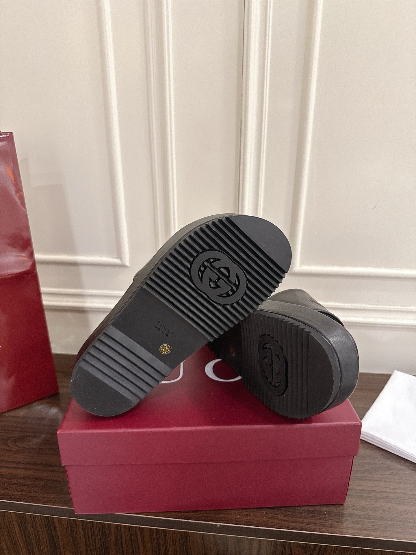 Guc New thick slippers