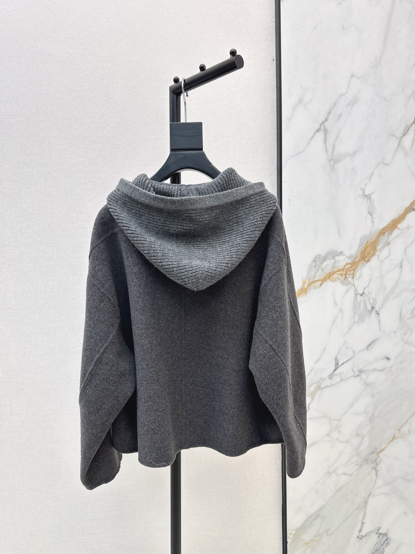 Loro NEW woolen coat