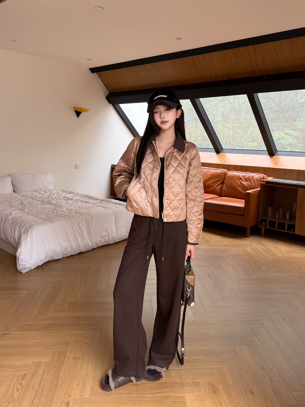 Brune NEW Down jacket