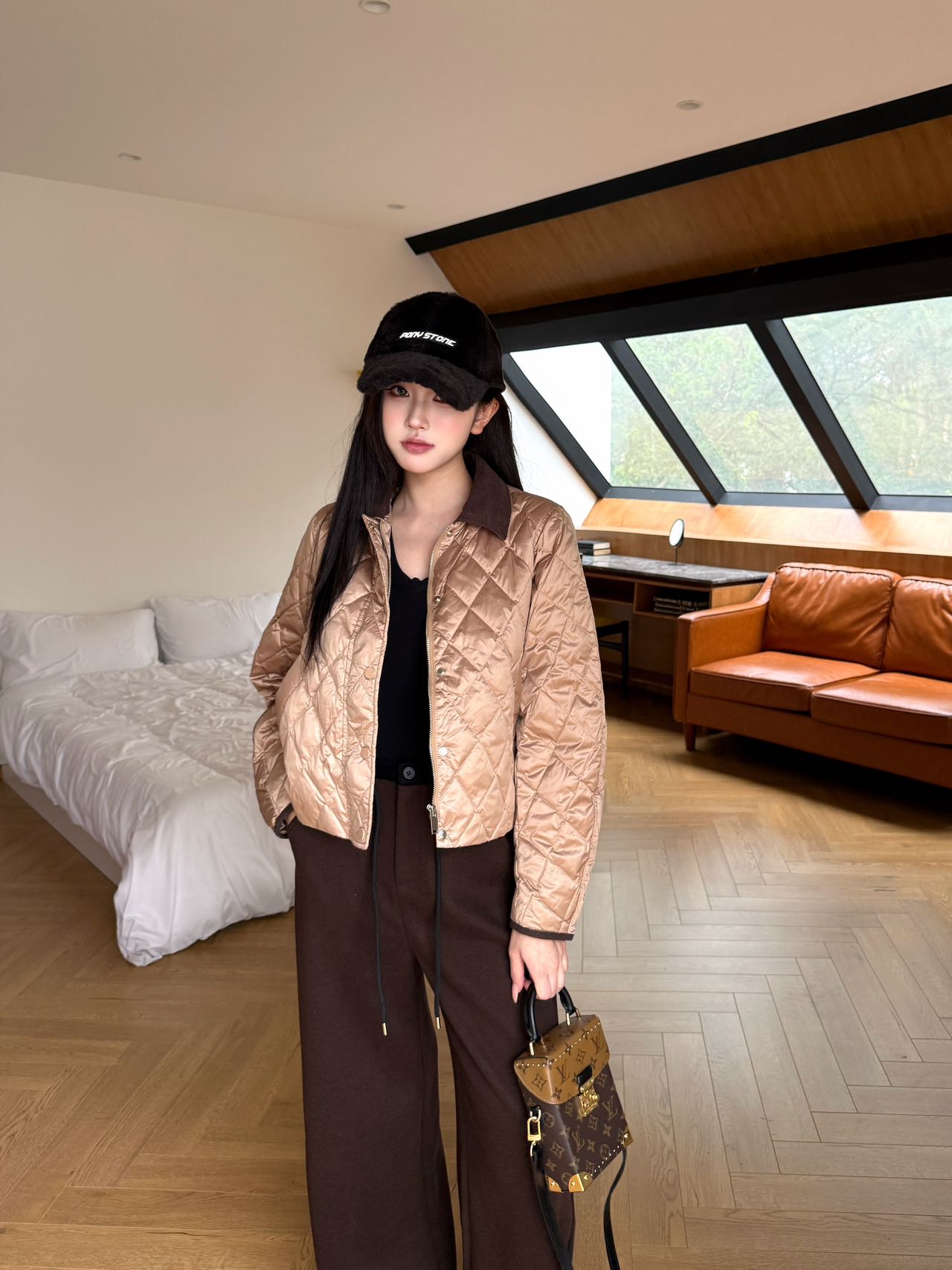 Brune NEW Down jacket