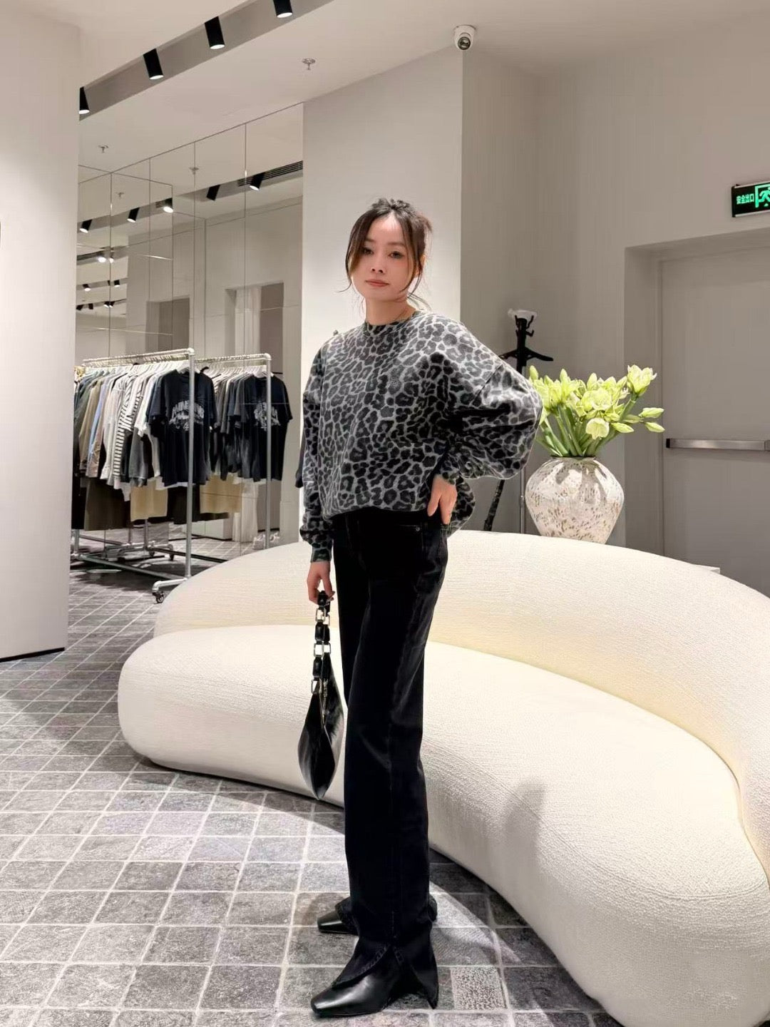 Thom NEW Leopard print sweatshirt